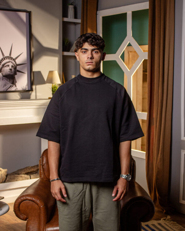 Black Oversized T-Shirt - Image 4